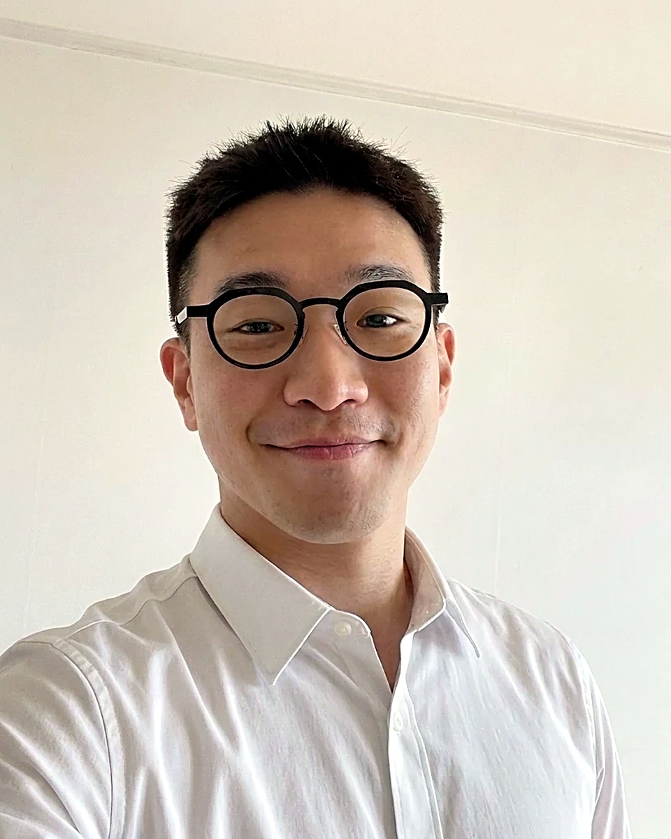 ACROS 공동 설립자 존 김
